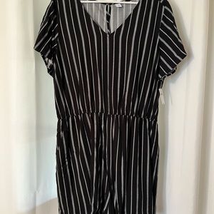 US Women’s XL old navy pinstripe romper
